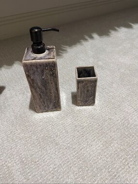 Neutral Speckled Ceramic Soap Dispenser and Tumbler Set